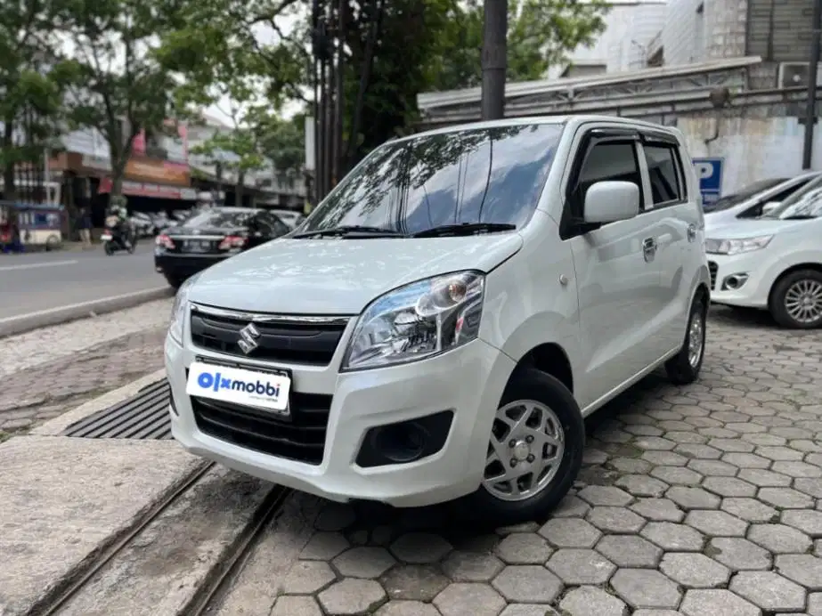 LOW DP Suzuki Karimun Wagon R 1.0 GL Bensin-MT 2021 YCJ