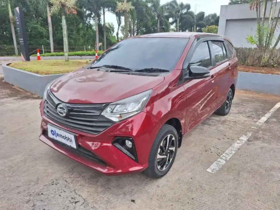 DP Rendah - Daihatsu Sigra 1.2 R Bensin-MT Manual 2023 Merah