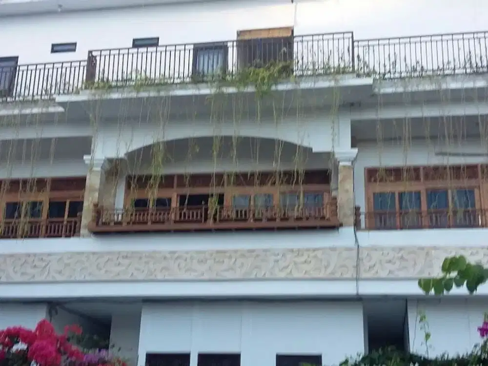 Kost Elite Full Penghuni dekat Bandara Kuta Bali