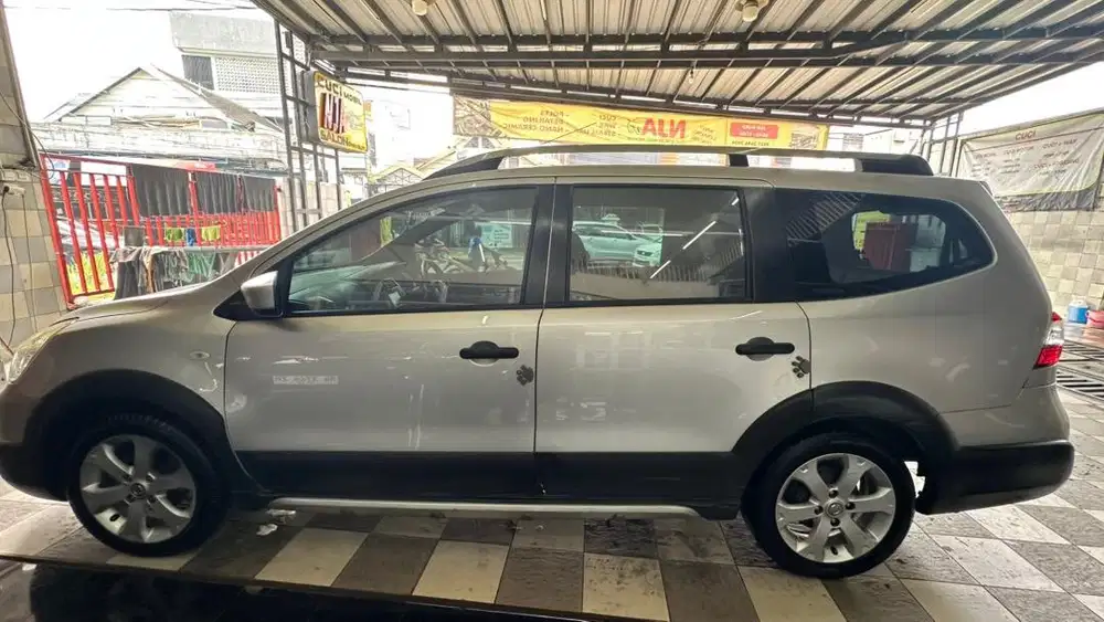 Dijual mobil pemakain pribadi