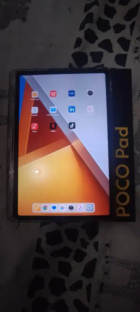 Poco Pad 8GB/256GB (Bekas) + Poco Smart Pen