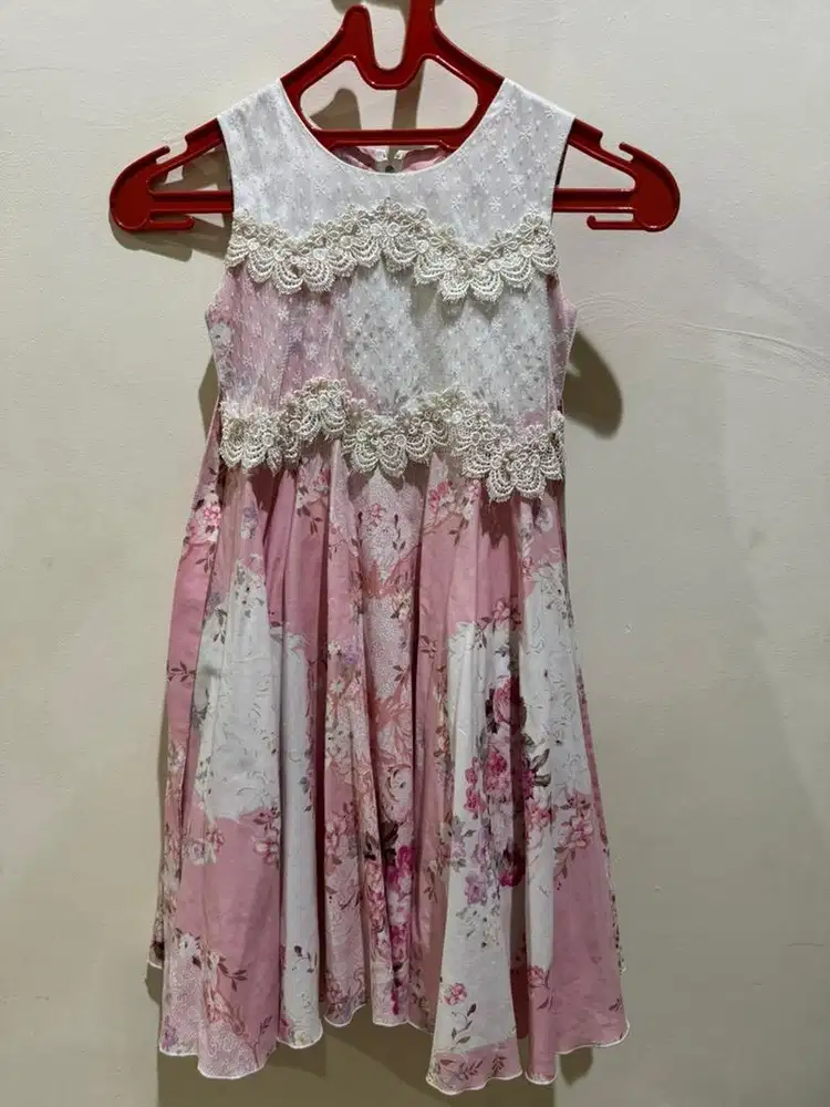 Dress Pink Renda Panjang anak Preloved sz 5 (meiselyn)