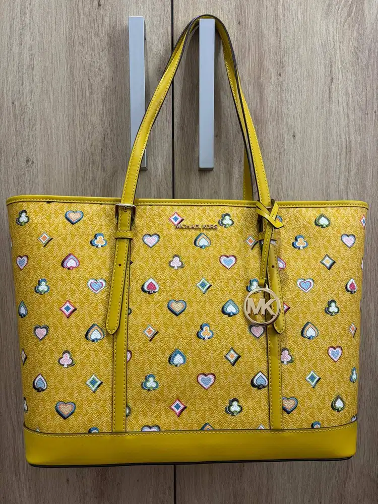 Tas pemakaian pribadi, dijual.. garage sale!