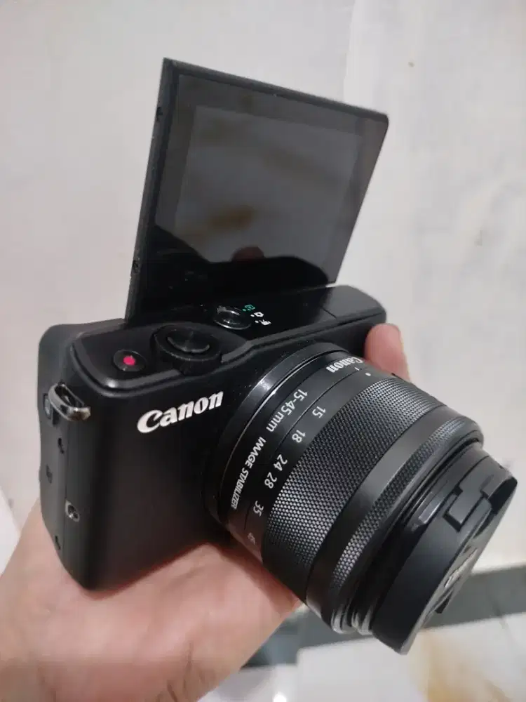 Camera canon Eos m10 kit 15-45mm