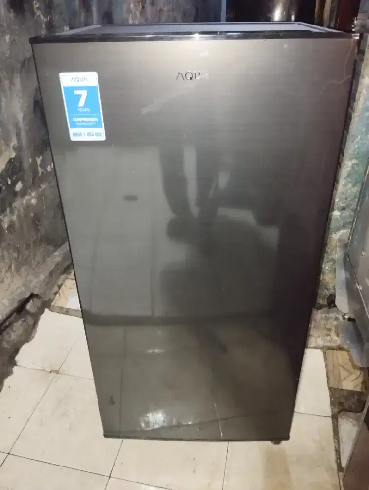 Kulkas Aqua second