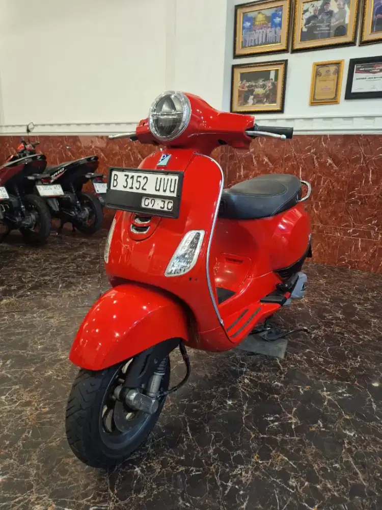DP 3JT VESPA LX 125 i-get TH.2020 BISA CASH BAYAR COD MOTOR DI ANTAR
