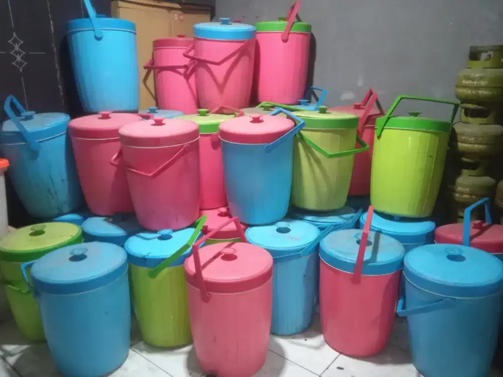 Baskom nasi baskom es merek Maspion 38 L bekas