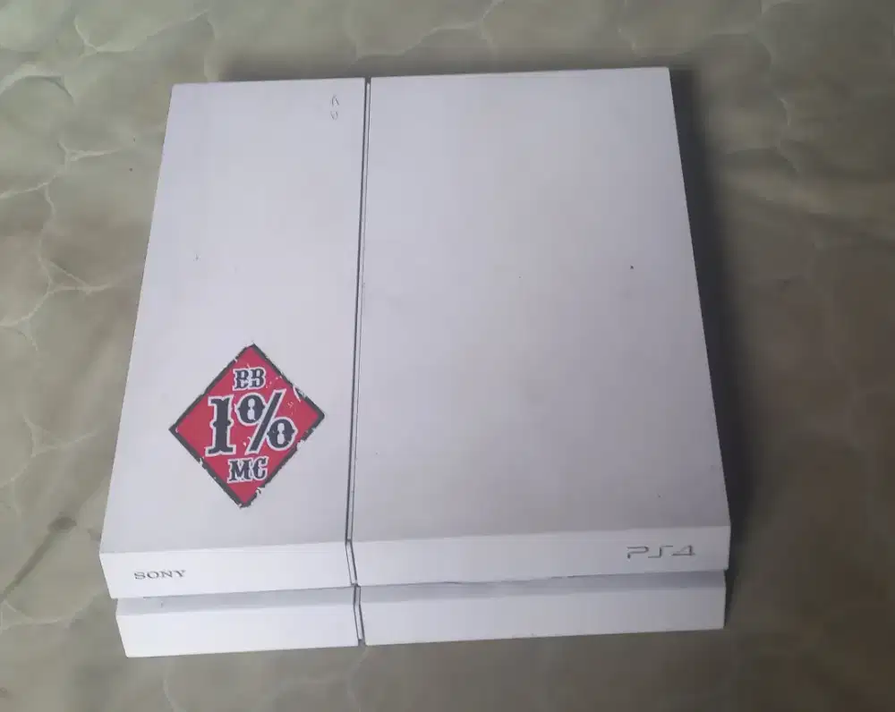 Console PS4 Fat & 25 blu-ray disc