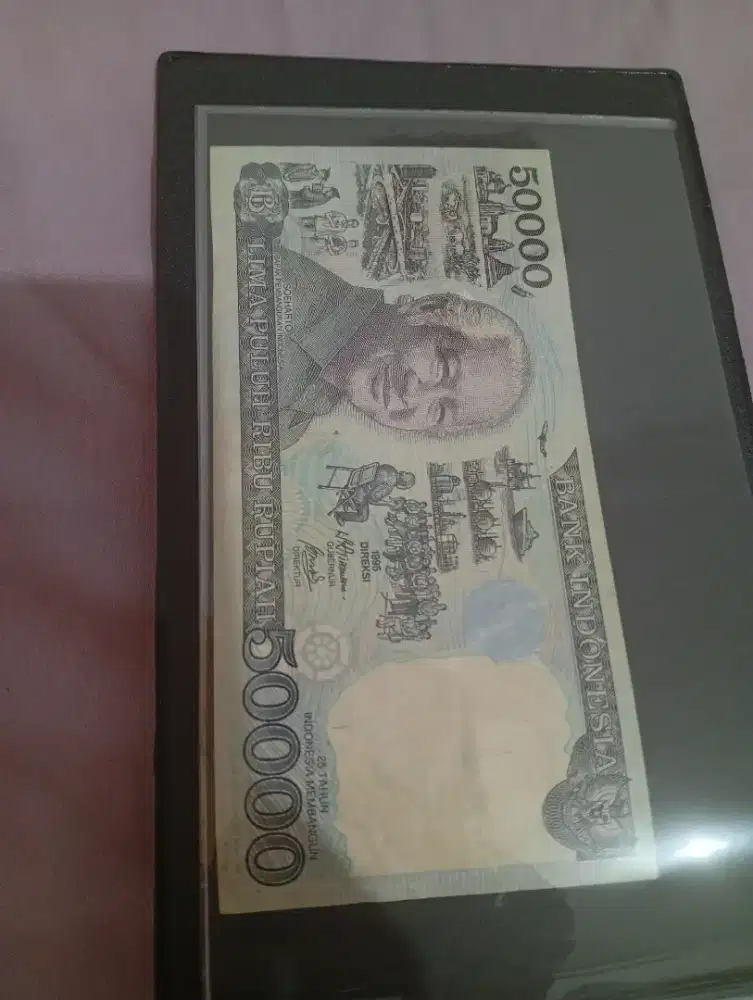 Di jual uang kertas Soeharto asli pecahan lima puluh ribu