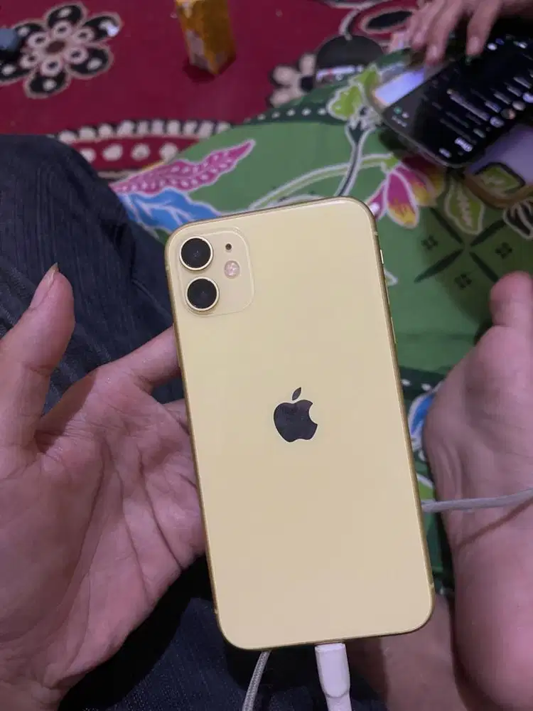 IPHONE 11 64GB INTER BEACUKAI