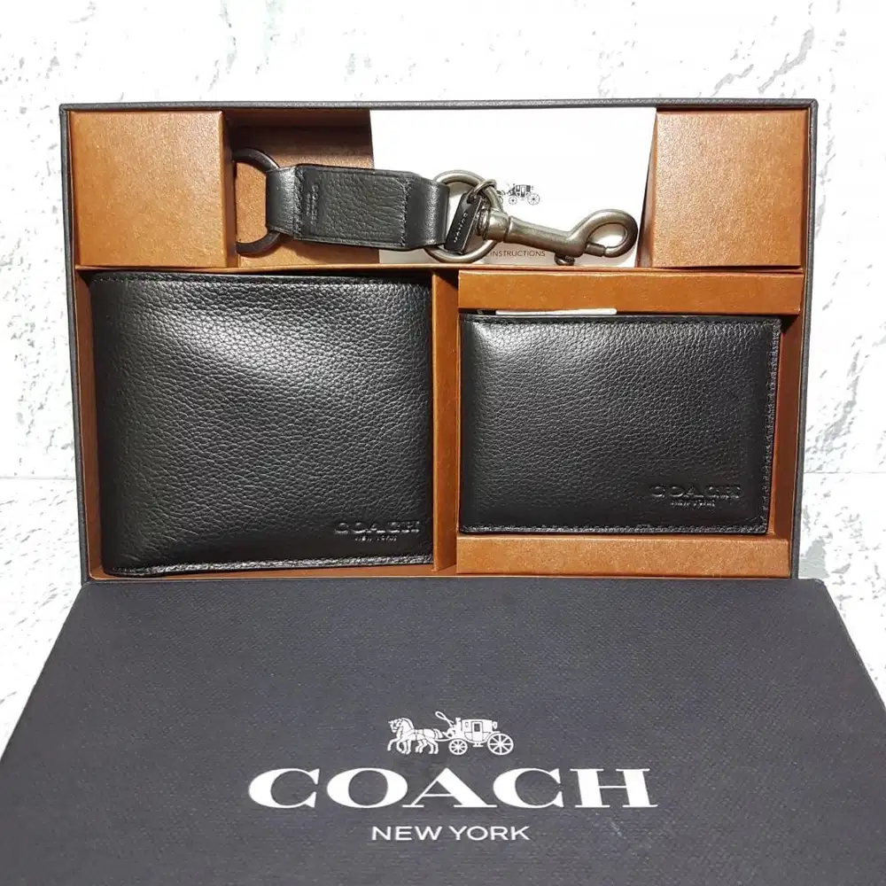 Dompet coach dan dompet kartu coach