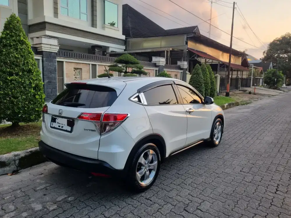 Honda HR-V Tipe E 2017