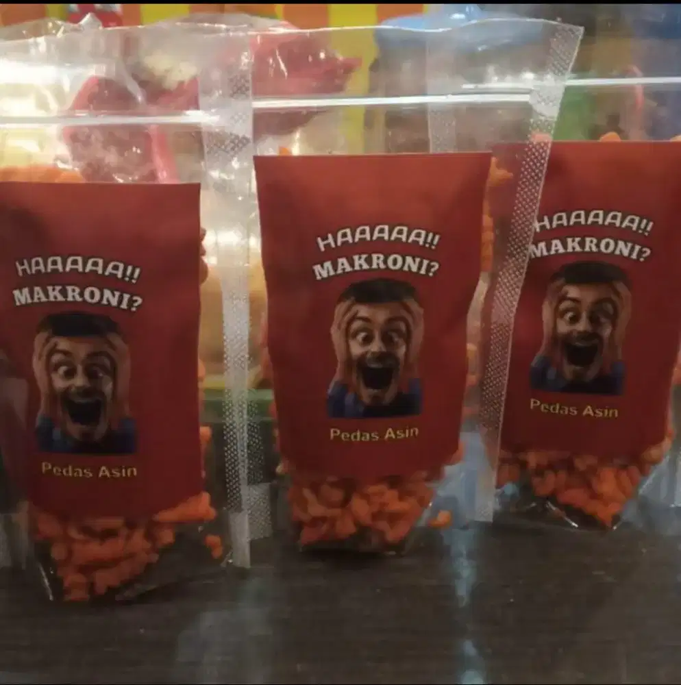 Salesman Produk Makaroni