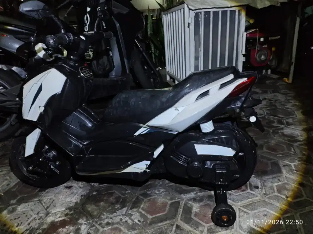 Sepeda Motor Aki Mainan Anak Baterai