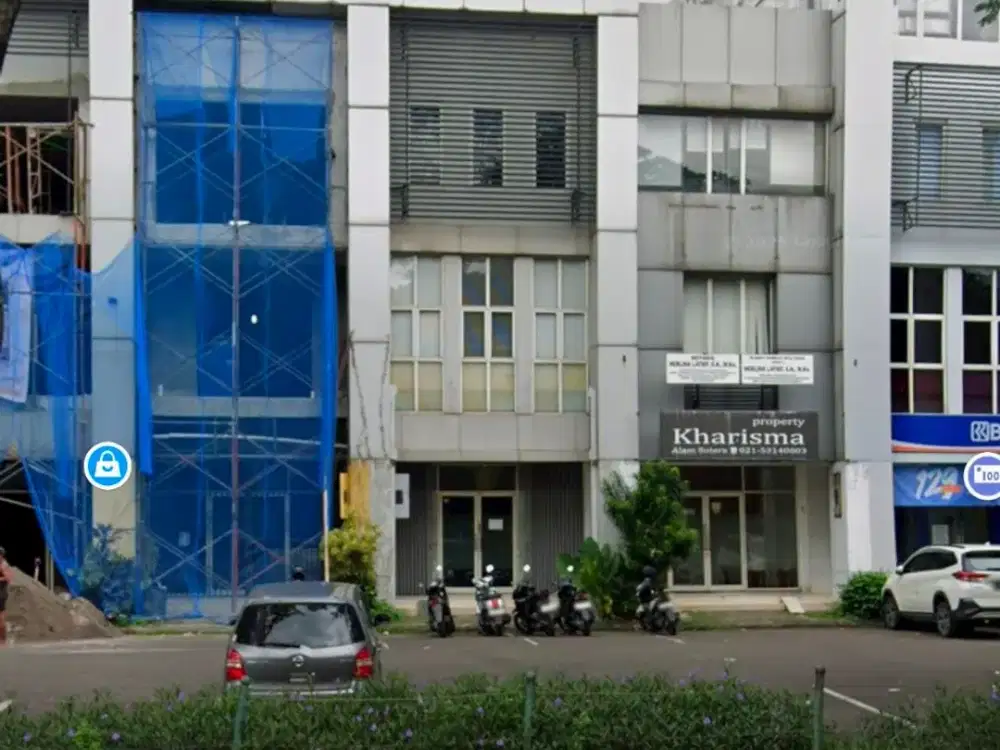 Ruko Alam Sutera di jalan besar Jalur Sutera 3,5 lantai