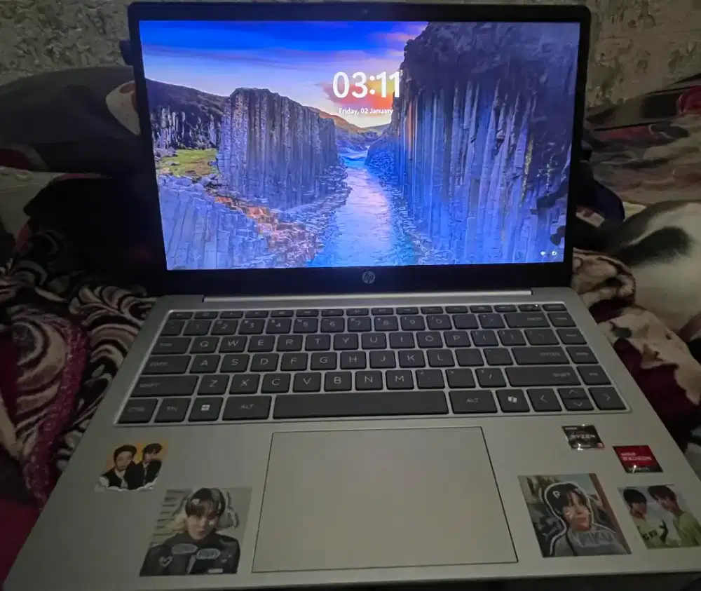 LAPTOP HP 14 RYZEN 3 SSD 512 GB RAM 8GB