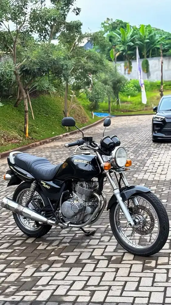 Suzuki Thunder 250 / GSX 250 Unit Simpanan KM Rendah