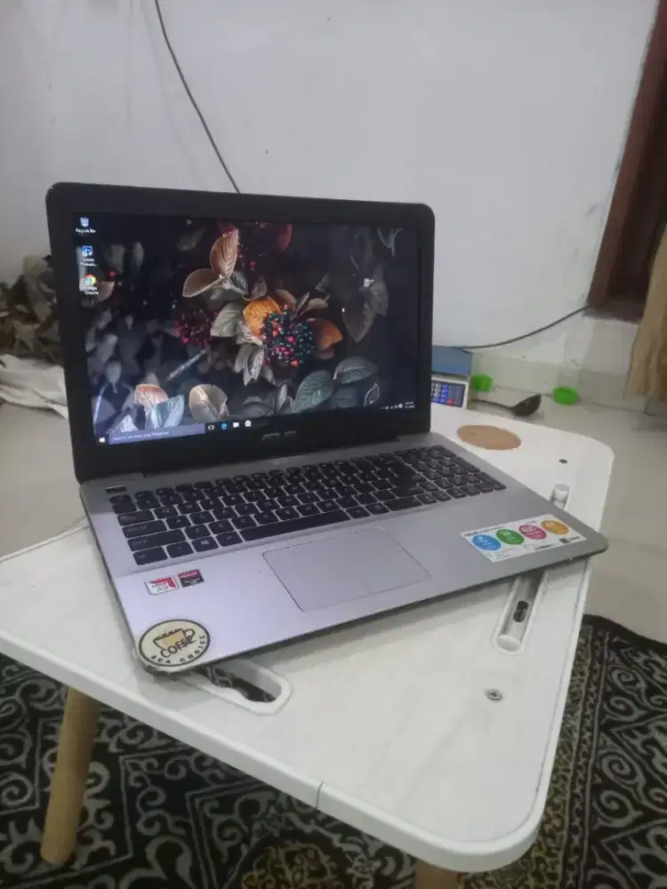Laptop asus x555BP