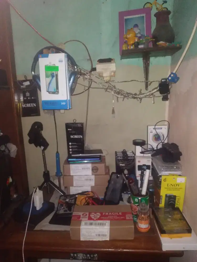 Jasa pasang dan service handphone