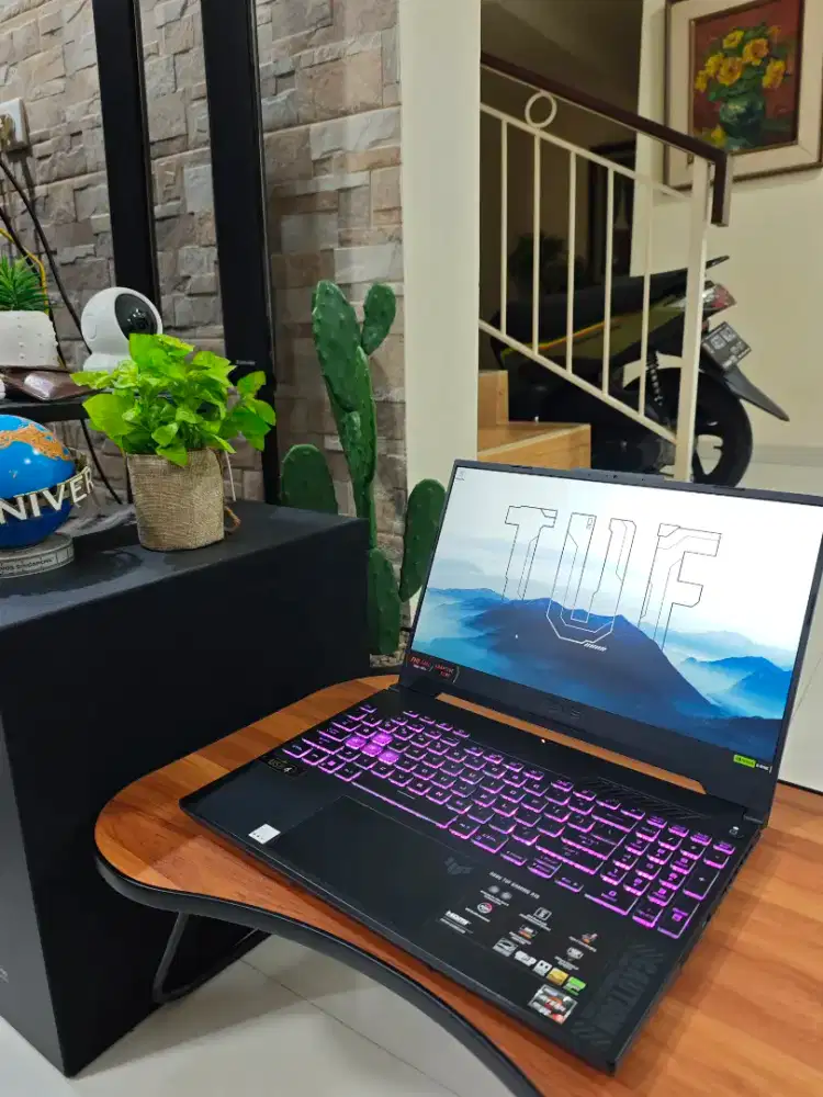 Laptop Asus TUF FA507NU RTX4050 x rog tuf msi victus