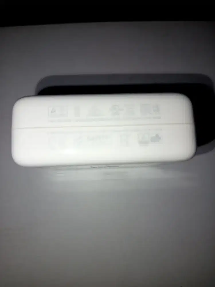 Adaptor Daya USB-C 67W Apple 