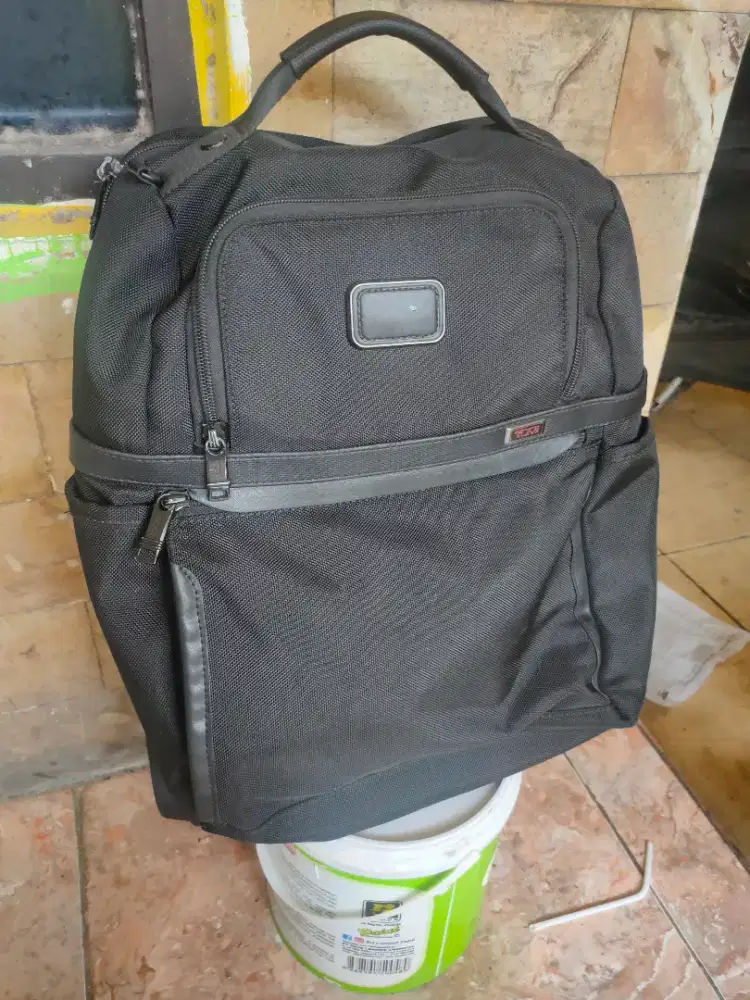 Tumi alpha Slim Solutions Brief Pack