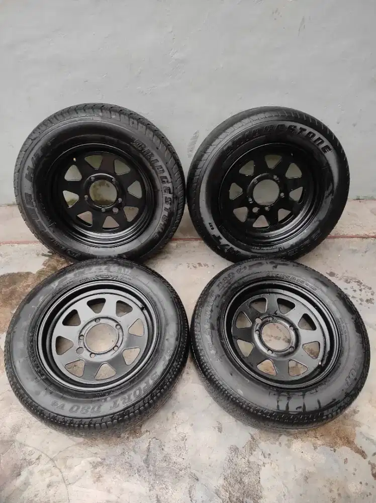 Velg Kaleng dan Ban Original Jimny