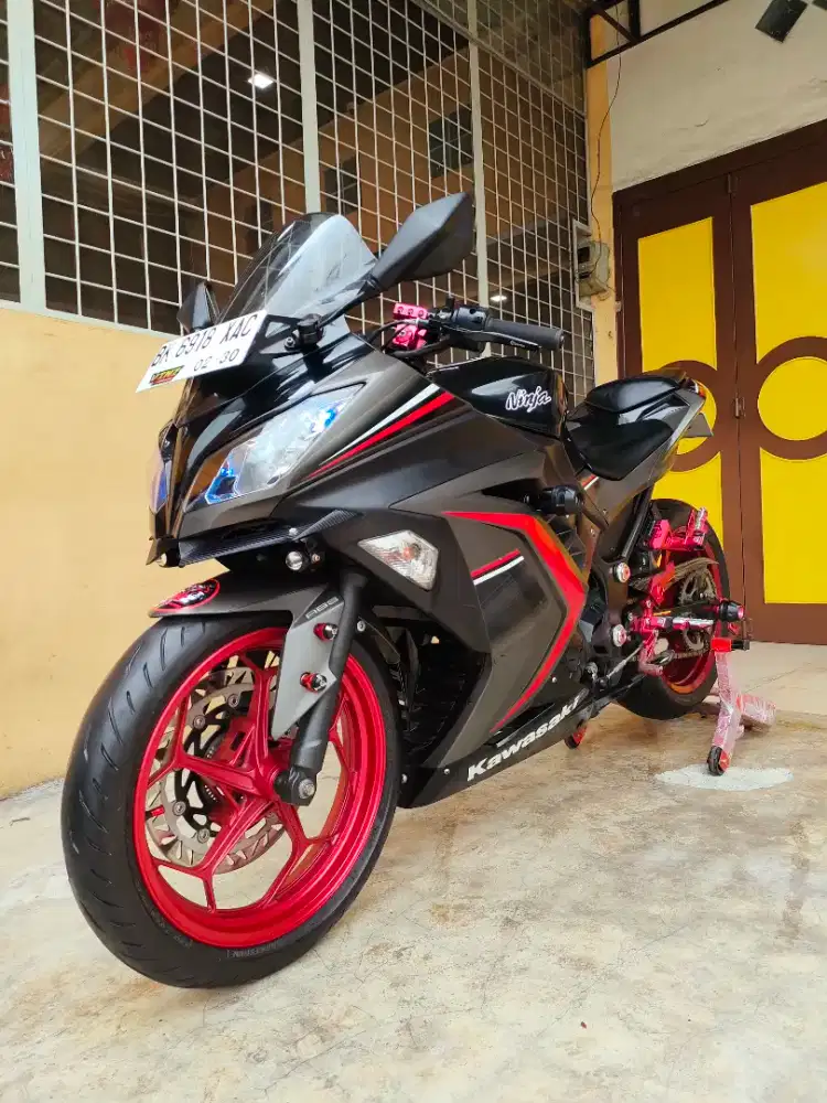 Kawasaki Ninja250 / Ninja 250 Fi ABS LTD 2016, Black Premium Metalic.