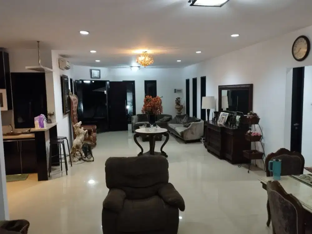 Rumah mewah Mampang Prapatan Jaksel Full furnished full furniture