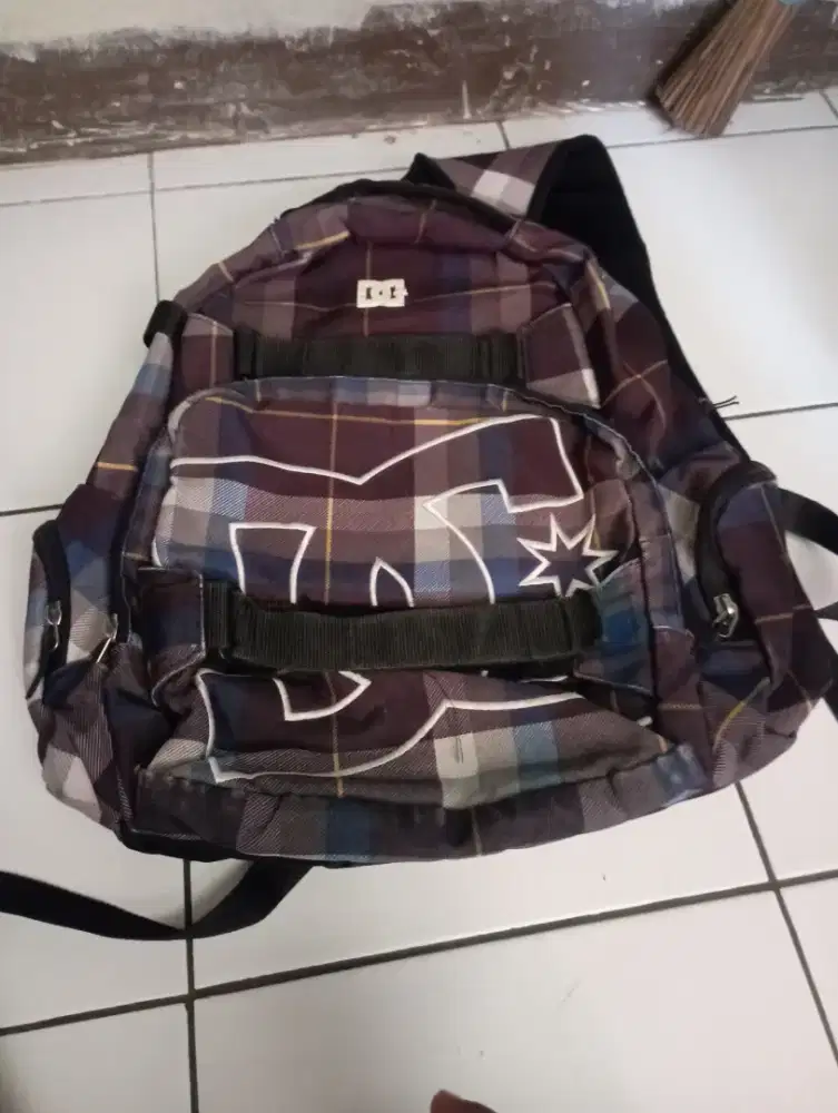 tas DC serba guna size 25liter,kondisi 80%,jual 250k