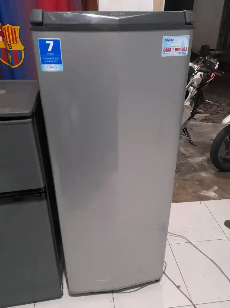 Kulkas 1 Pintu AQUA .