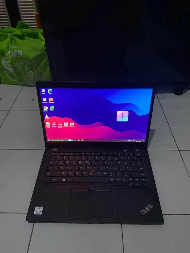 ThinkPad X13 | i7-10th Gen | RAM 16GB | SSD 256GB | Slim & Touchscreen