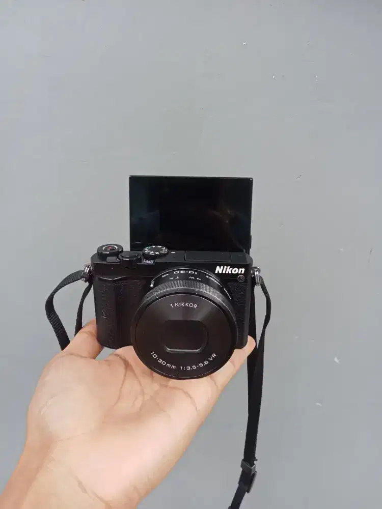 Mirolles Nikon 1J5 fullset  ( Black )