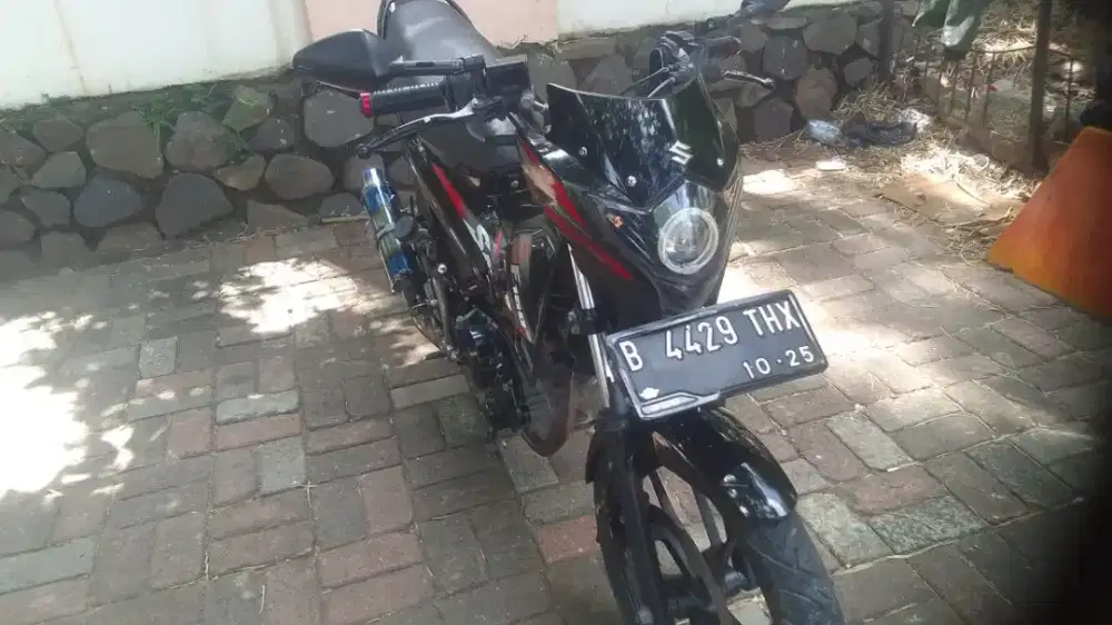 Jual Suzuki Satria full modif