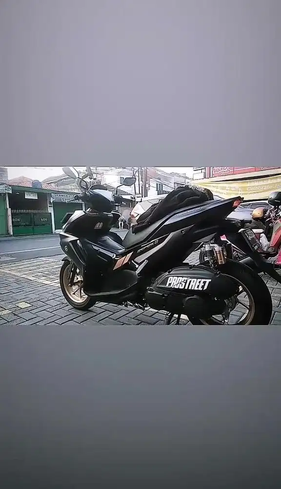 Yamaha Aerox new connected keyless abs 2022