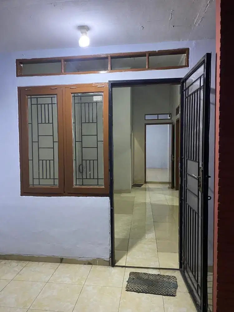 Rumah di Kontrakkan ( Semi Cluster )