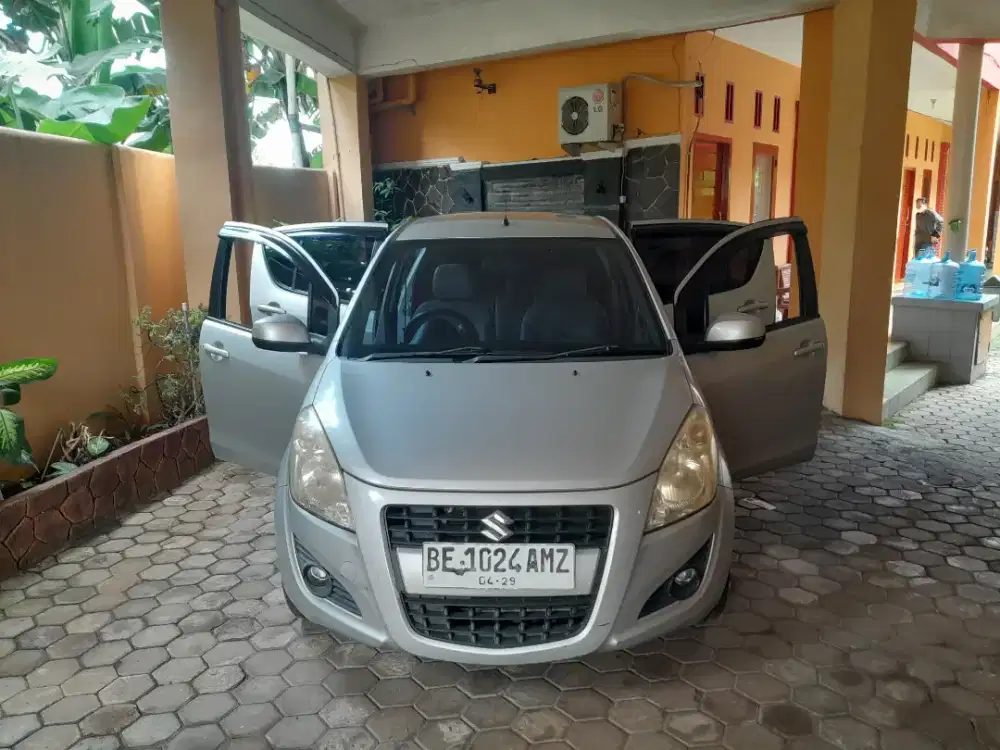 Suzuki splash 2014 pakaian sendiri dari baru