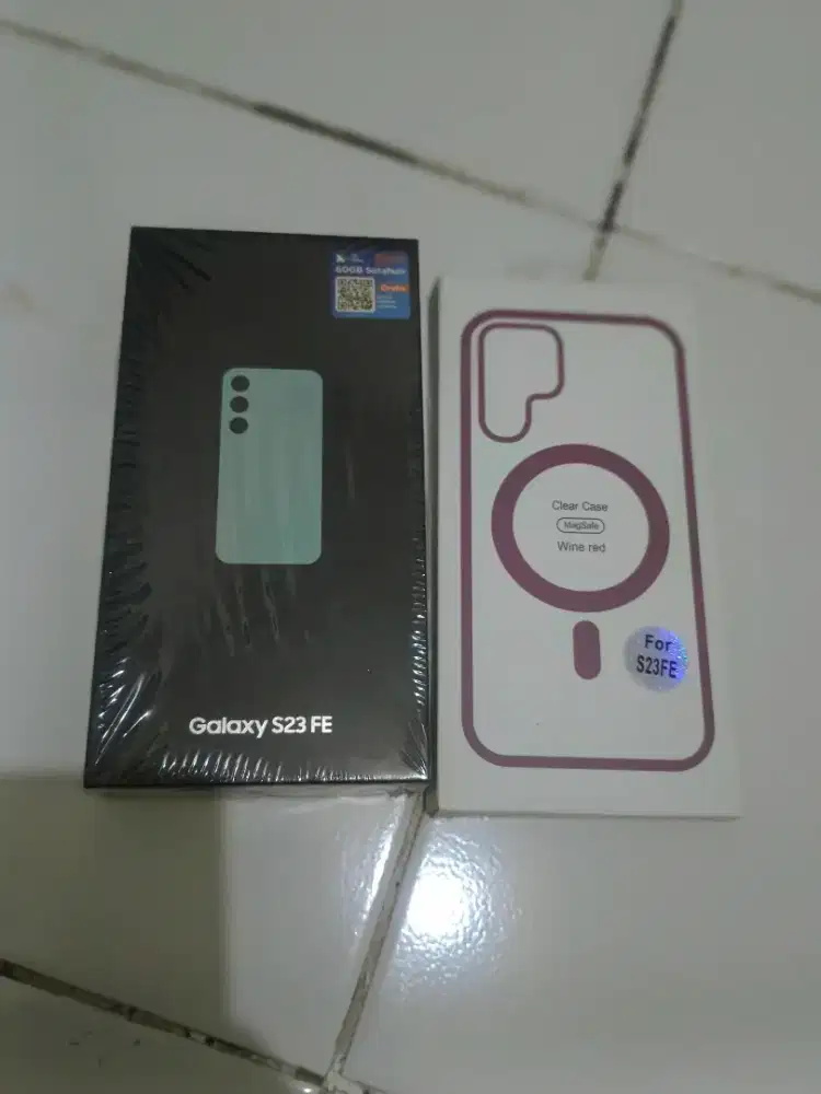 Samsung S23 FE Like New