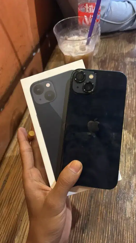 IPhone 13 256GB ex ibox