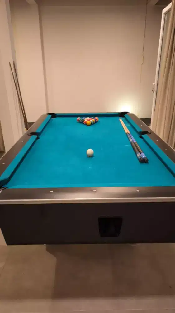 Meja Billiard 9 Feat Include dengan peralatan