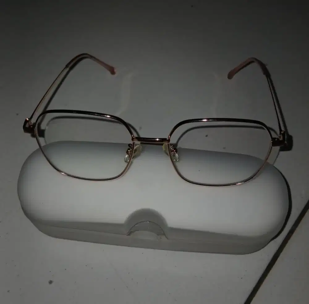 KACAMATA DIOR MADE IN ITALY