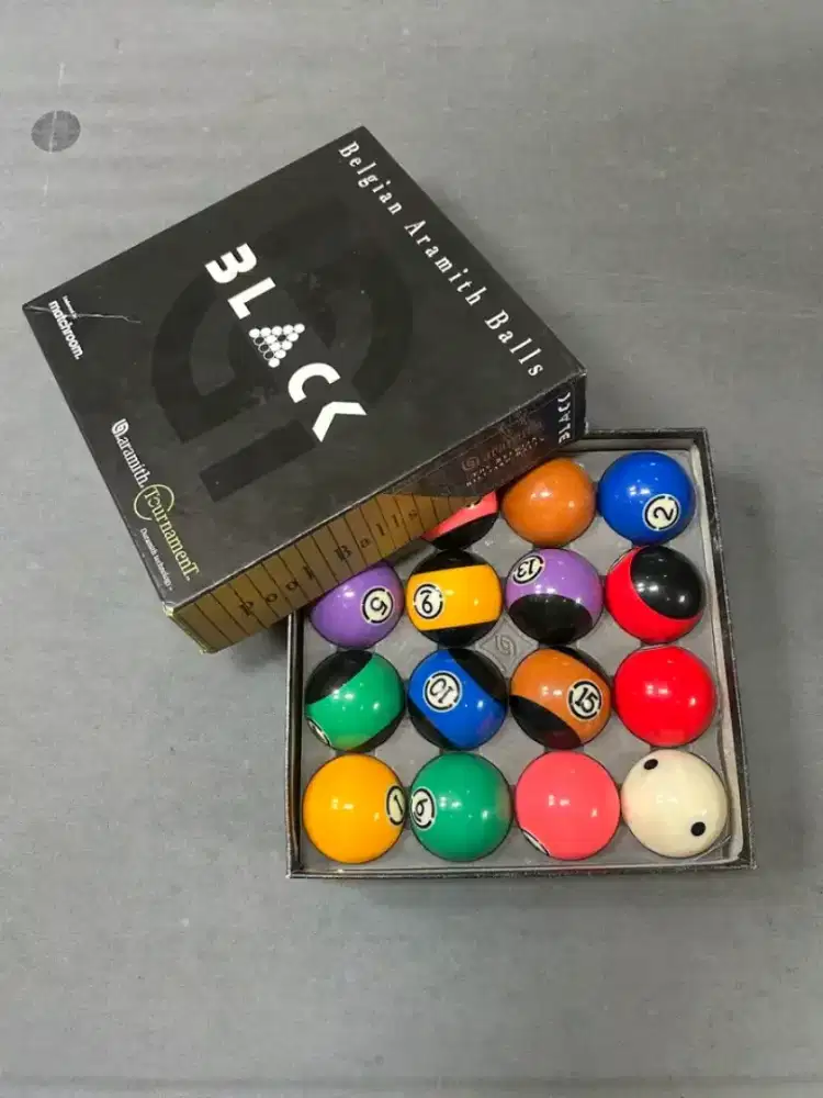 Bola Belgi Aramit black