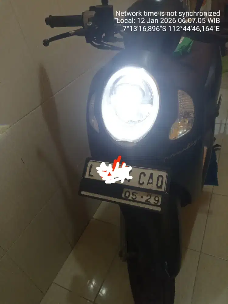 Scoopy warna hitam doff