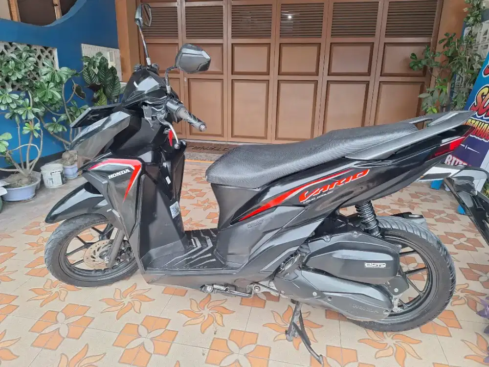 Vario 125 cbs pembelian 2021 bisa cash/kredit syariah TERMURAH