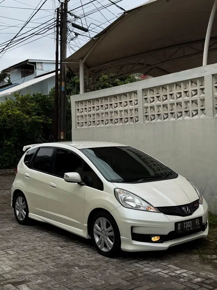 Honda Jazz 2011 Bensin