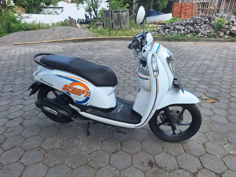Scoopy 2016 bisa cash/kredit syariah angsuran TERMURAH