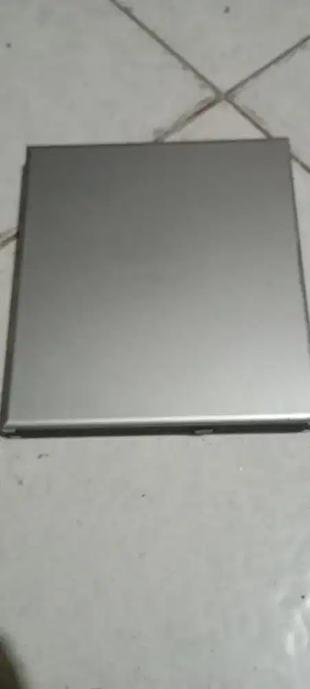 DVD dan cd buat komputer masih normal