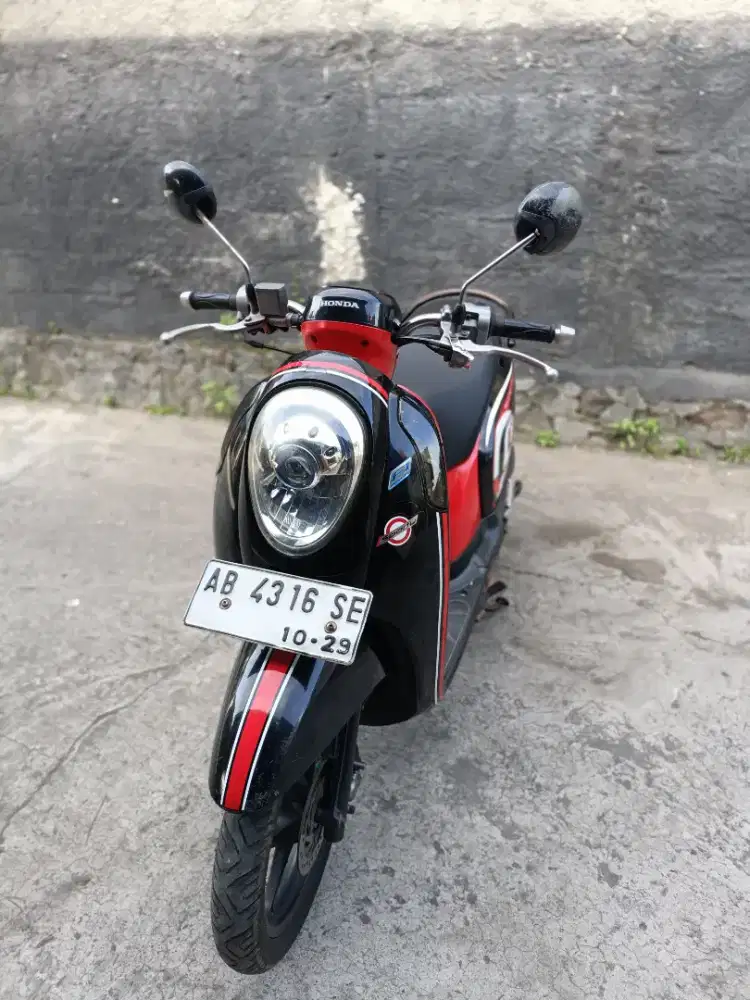 Honda Scoopy th 2014