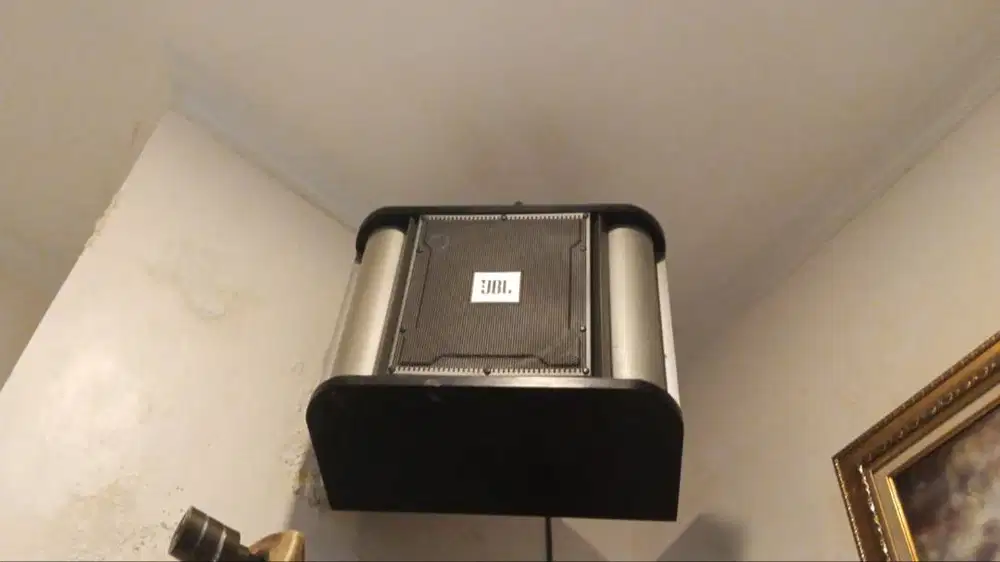 1 set karaoke speaker jbl 10 inc, amplifier bmb DA 2000