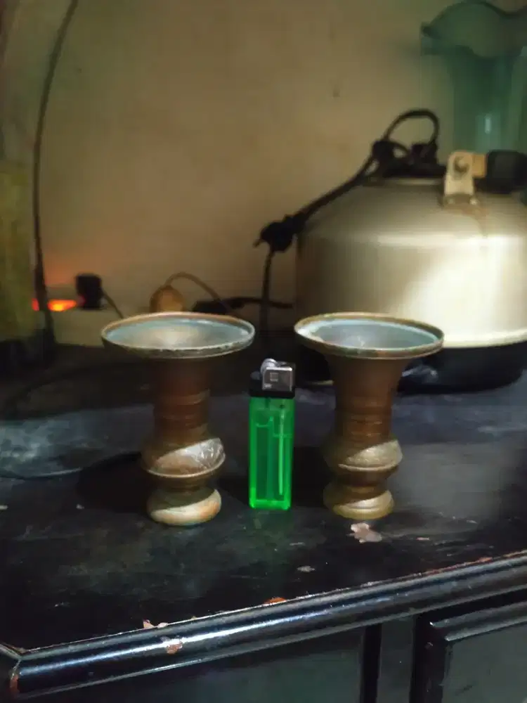 pajangan vas bunga mini Kuningan lawas